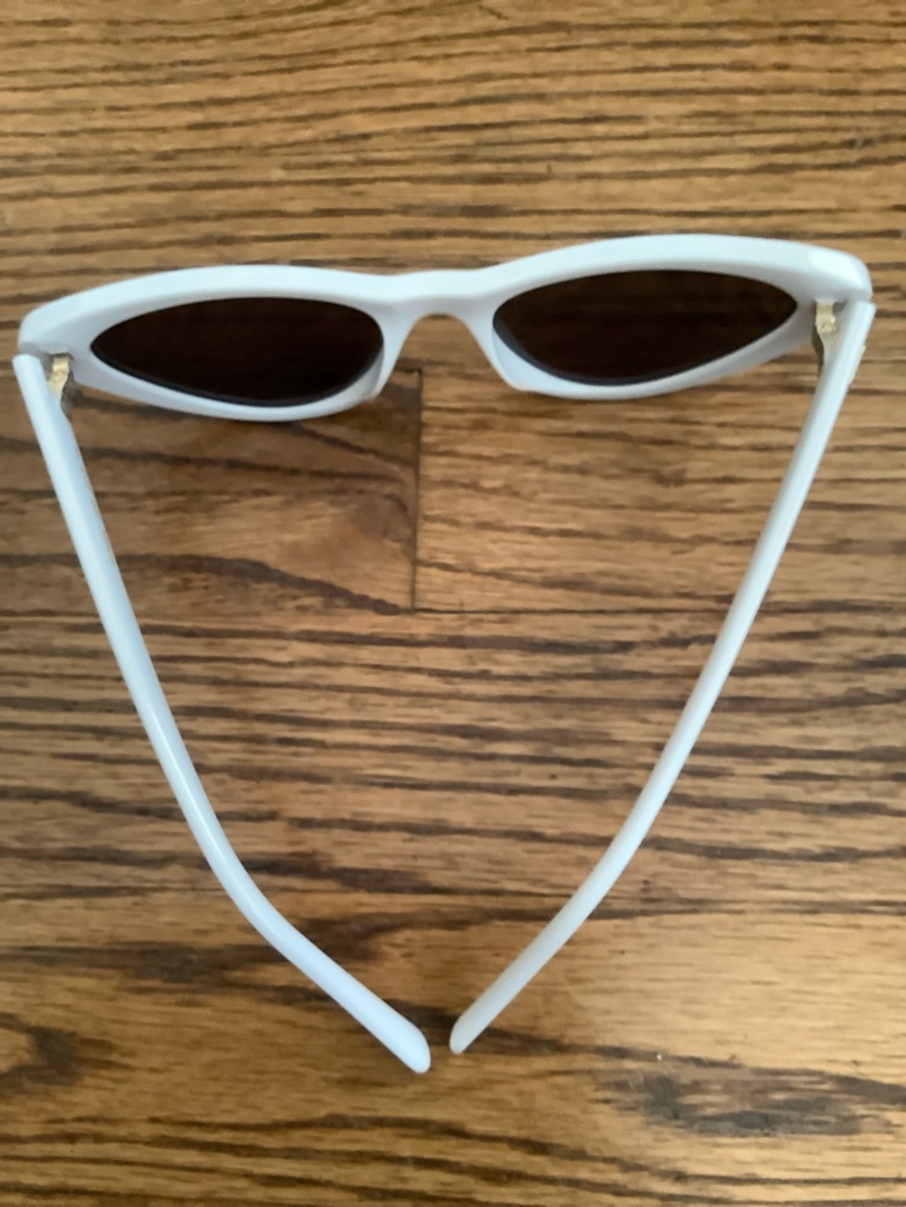 Chiara Ferragni White Sunglasses - Picture 4 of 14